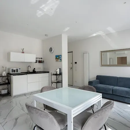 Luxury Lungomare Apartment *